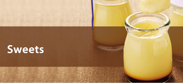 For a little bite, we have original sweets with lavender essence and blossoms, and we have croissants fresh from the farm oven.